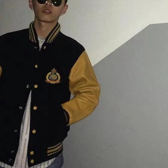阎伟贤黛